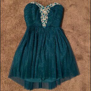 B. Darlin Homecoming Dress